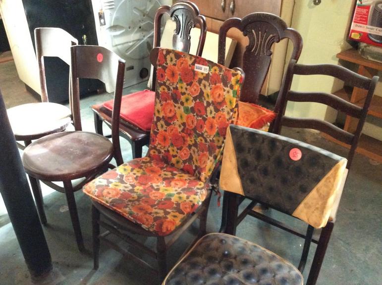 Auction Ohio 7 chairs job lot