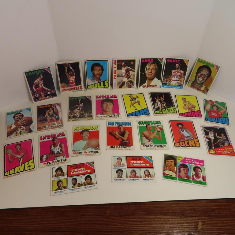Auction Ohio Early 70s Basketball Cards