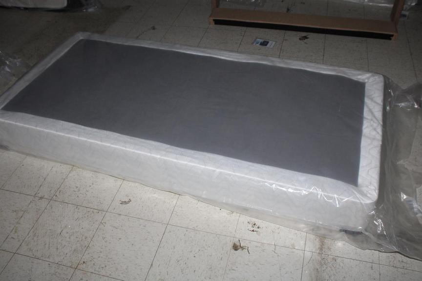 Auction Ohio Twin Box Spring