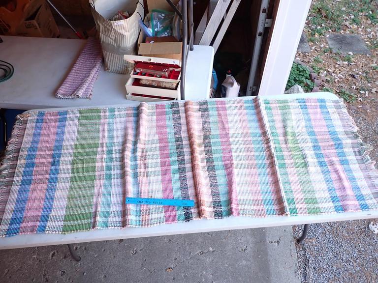 Auction Ohio Hand Tied Rag Rug