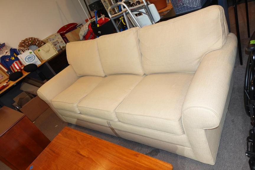 Auction Ohio Ethan Allen Sleeper Sofa