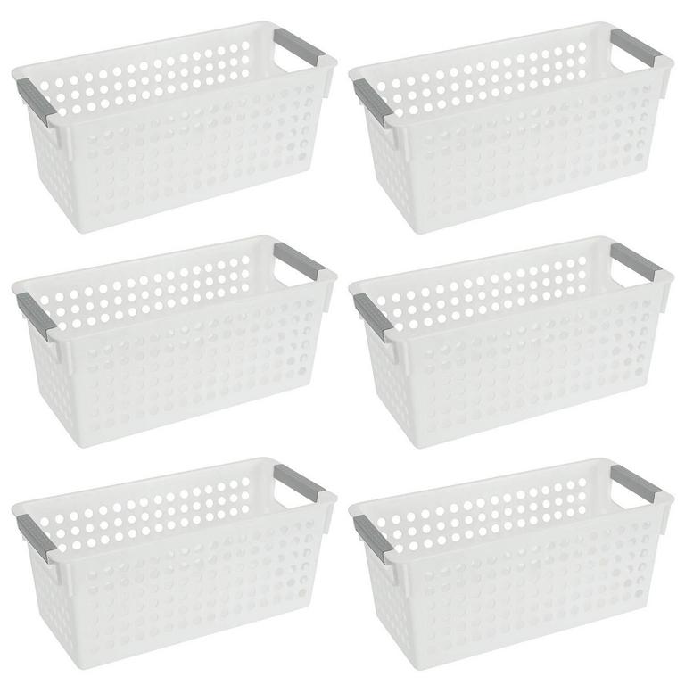 6 PLASTIC BASKETS