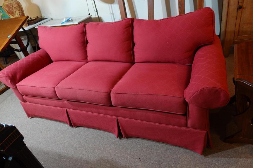 Auction Ohio Ethan Allen Sofa