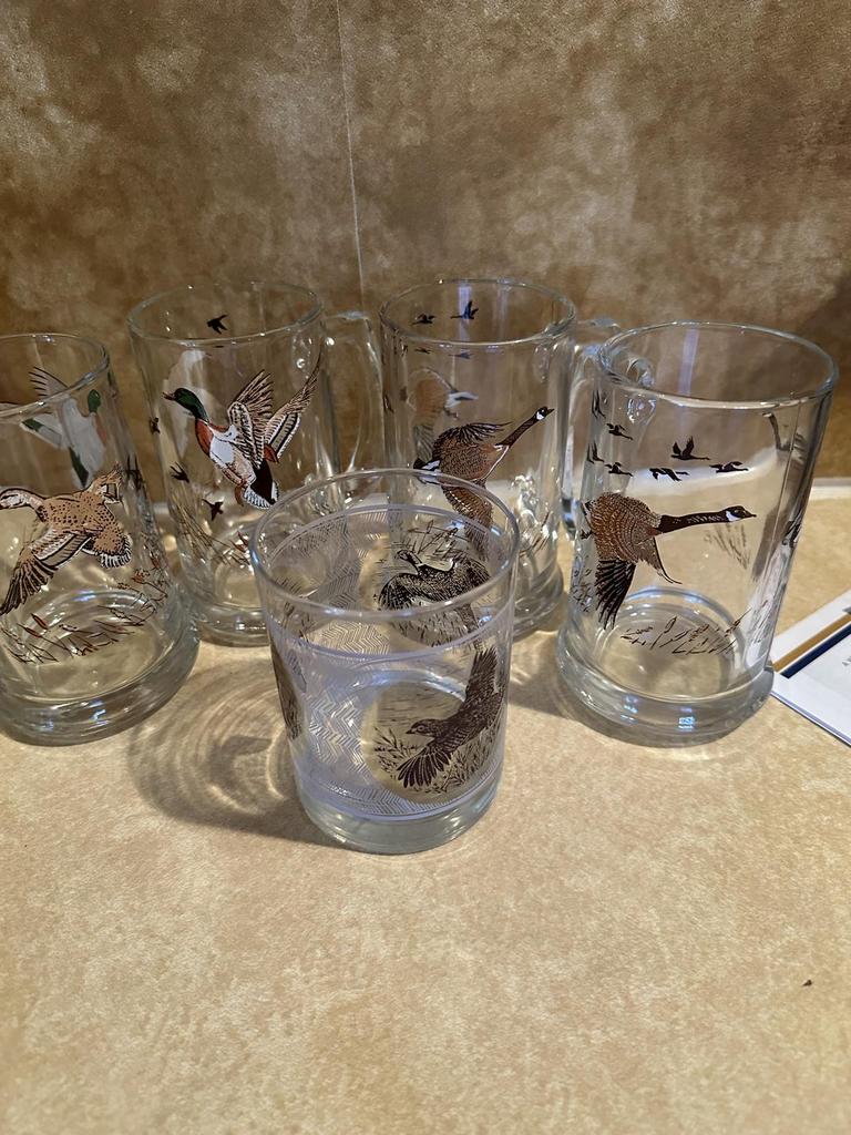 Auction Ohio Old Style beer glassesducks