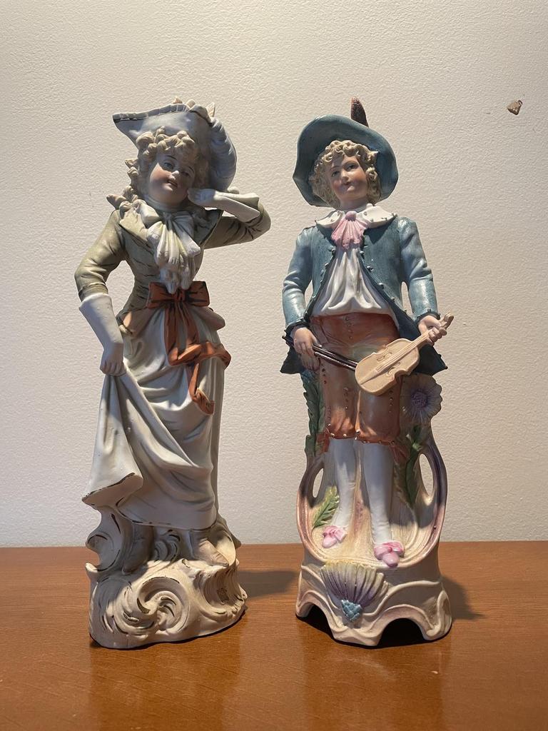 Auction Ohio English Figurines