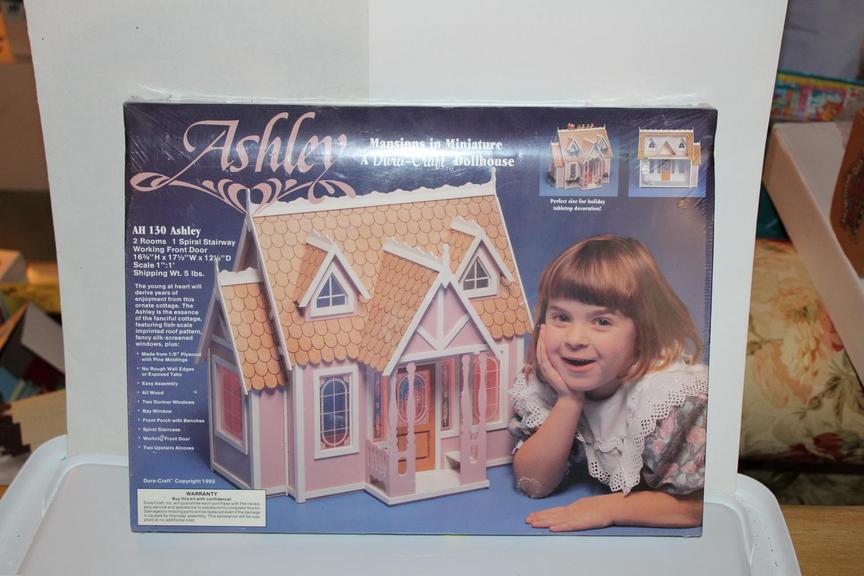 Auction Ohio Dura Craft Dollhouse NIB