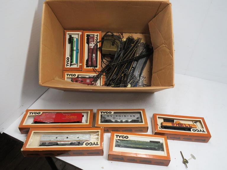 Auction Ohio HO Train Accessories