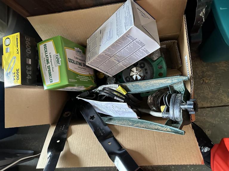 Auction Ohio Lawn and garden supplies