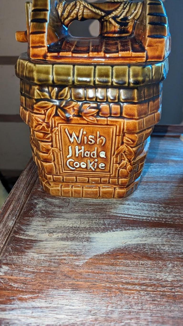 Auction Ohio | Vintage McCoy cookie jar