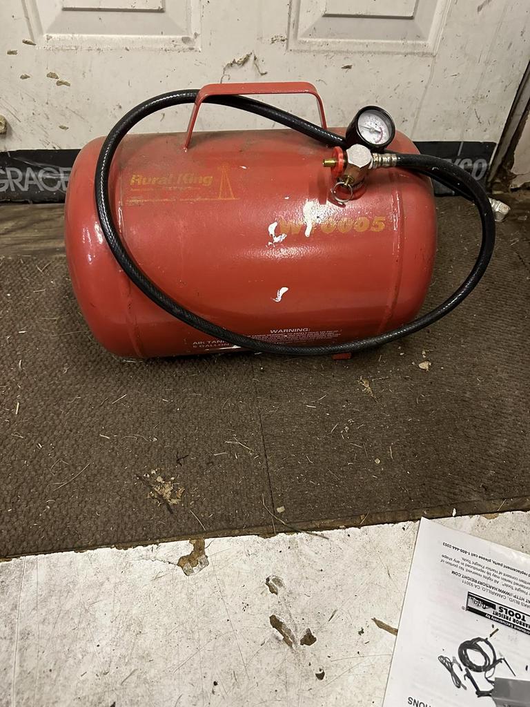 Auction Ohio Rural King air tank