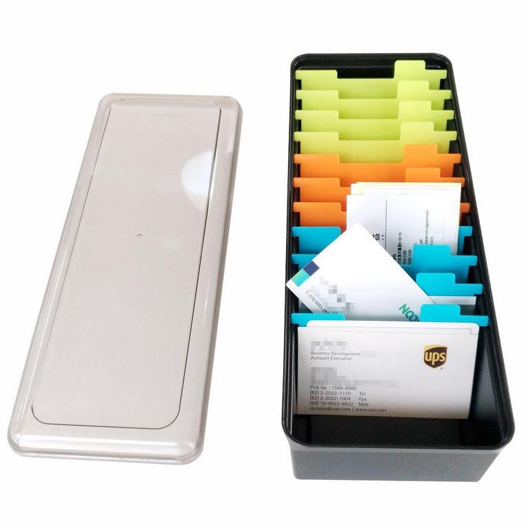 BUSINESS CARD ORGANIZER