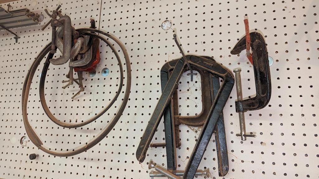 Auction Ohio Assorted clamps