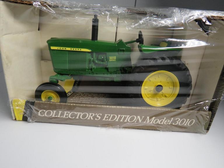 Auction Ohio John Deere 3010 Tractor