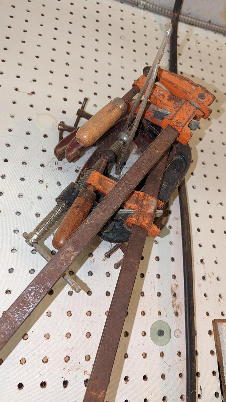 Auction Ohio Assorted clamps