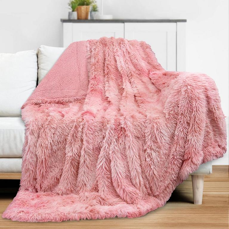PAVILIA FAUX FUR BLANKET