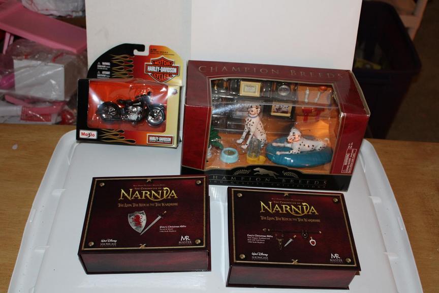 Auction Ohio Narnia Replicas NIB/More
