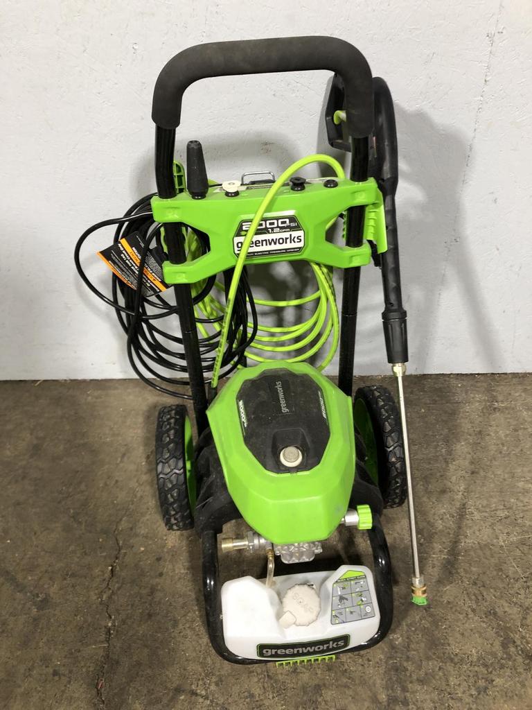 Auction Ohio Greenworks Pressure Washer
