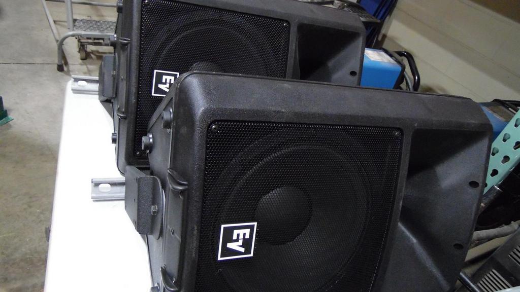 Auction Ohio EV SX300 Loud Speakers