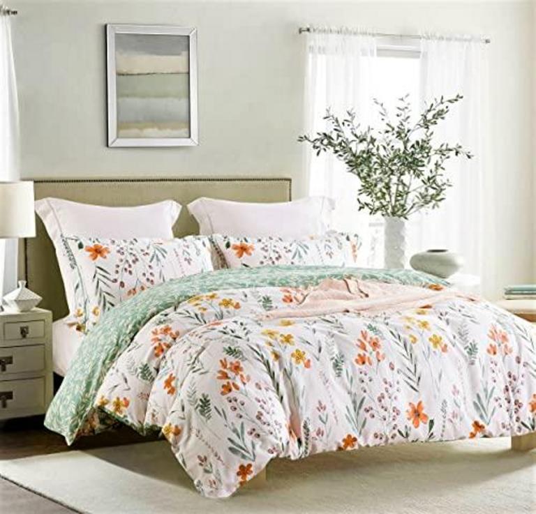 SLEEPBELLA QN COMFORTER SET