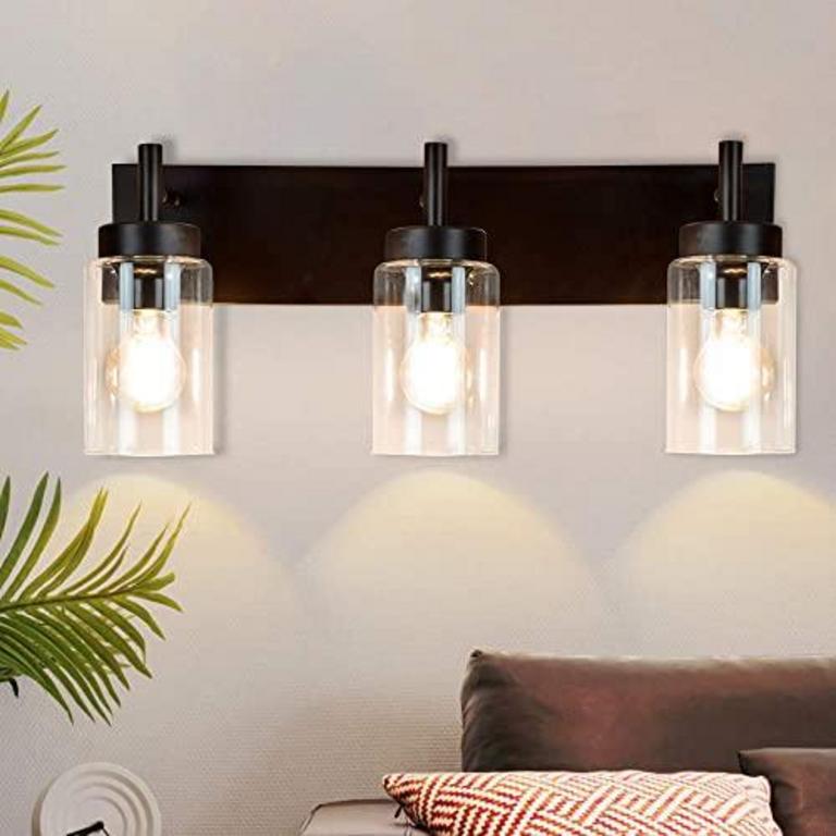 DLLT 3-BULB WALL LIGHT FIXTURE