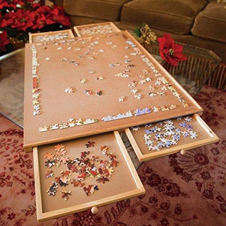 BITS & PIECES PUZZLE PLATEAU