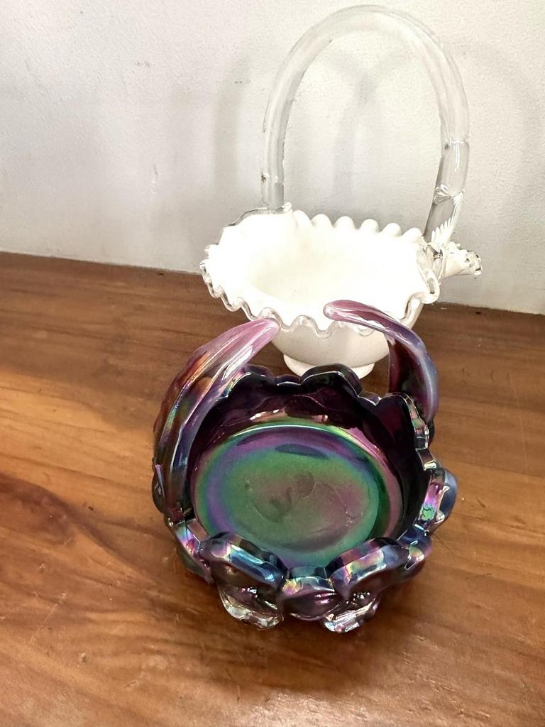 Auction Ohio Fenton basketssigned unusual