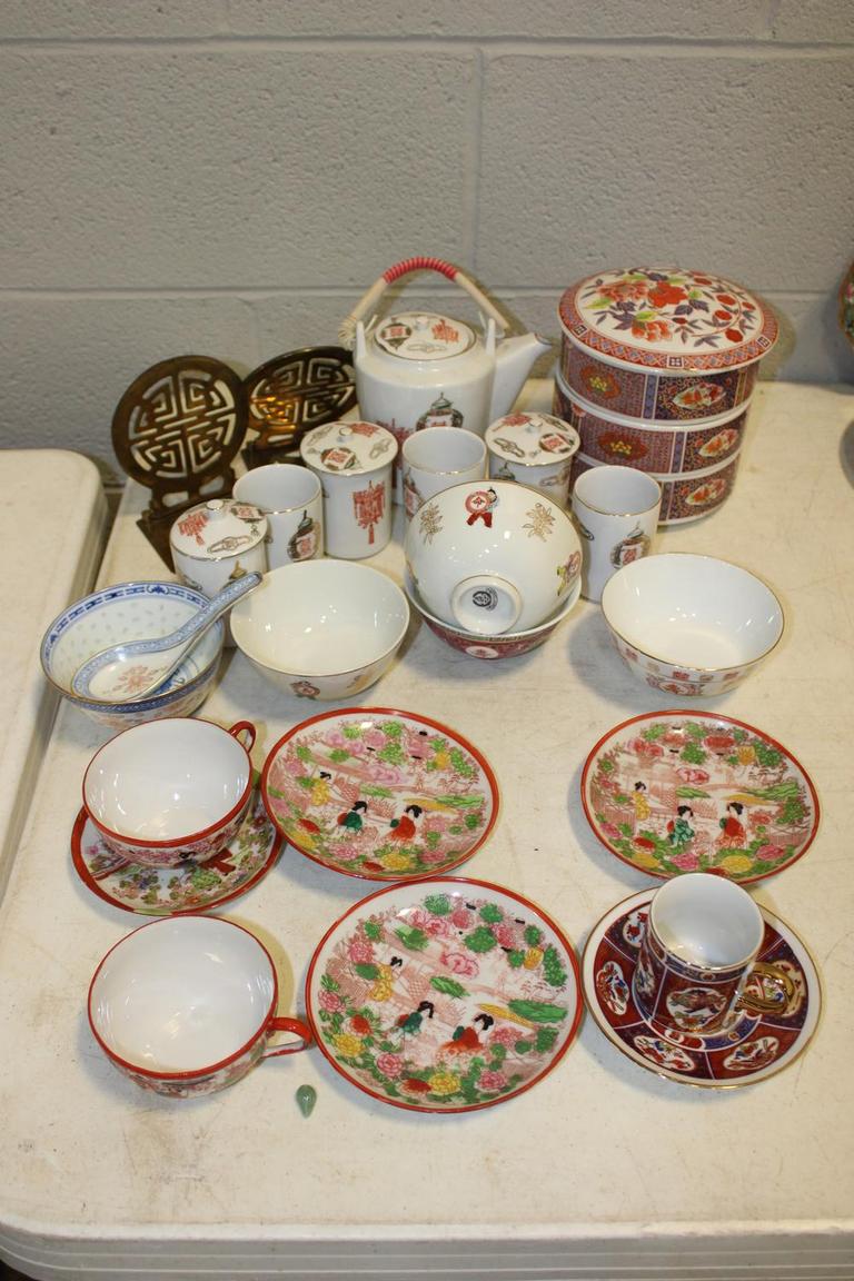 Auction Ohio Chinese & Japanese Dishware