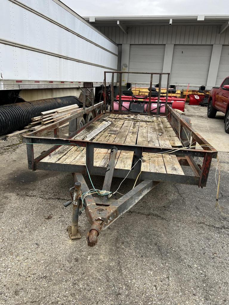 Auction Ohio Dual Axle Trailer
