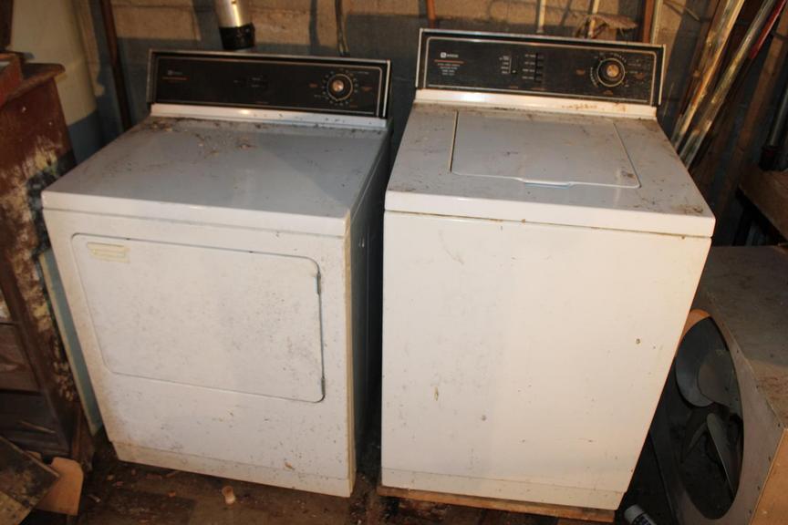 Auction Ohio Vintage Maytag Washer/Dryer