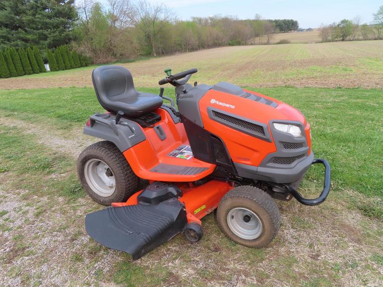 Auction Ohio Husqvarna Lawn Tractor