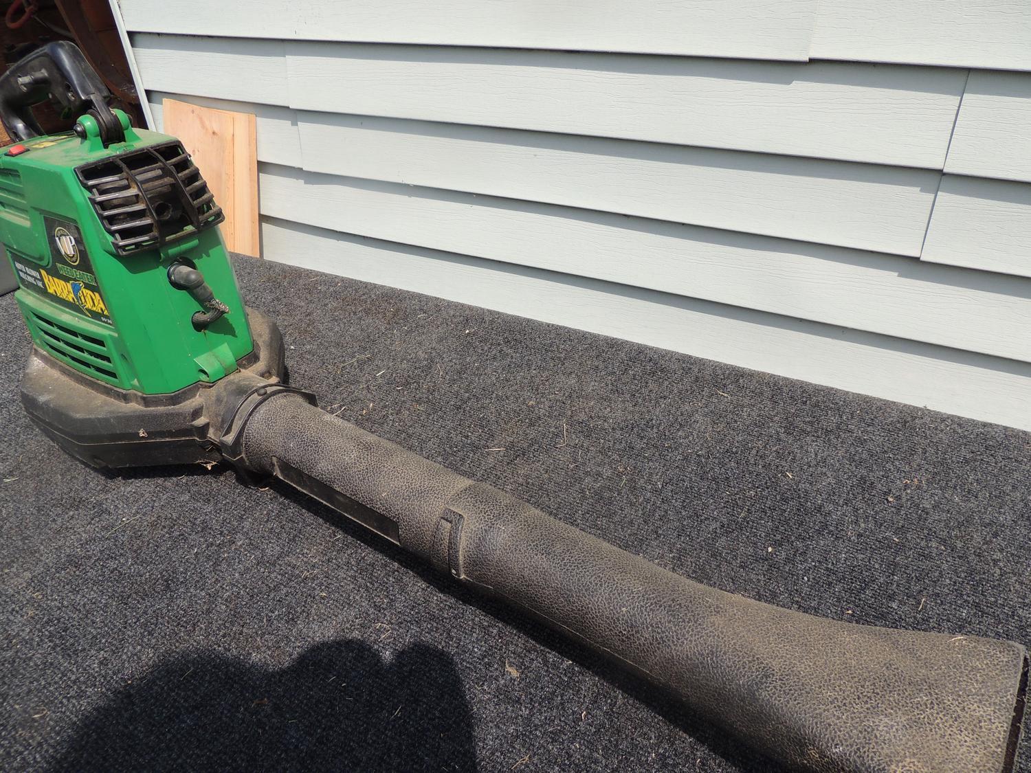 Barracuda super blower on sale mulching vac sv30