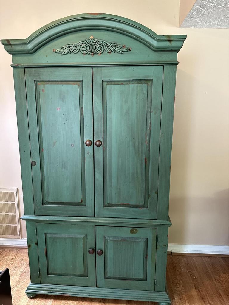 Auction Ohio Beautiful green armoire!