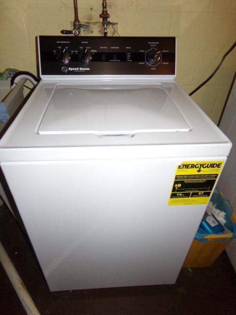 Auction Ohio Speed Queen Washer