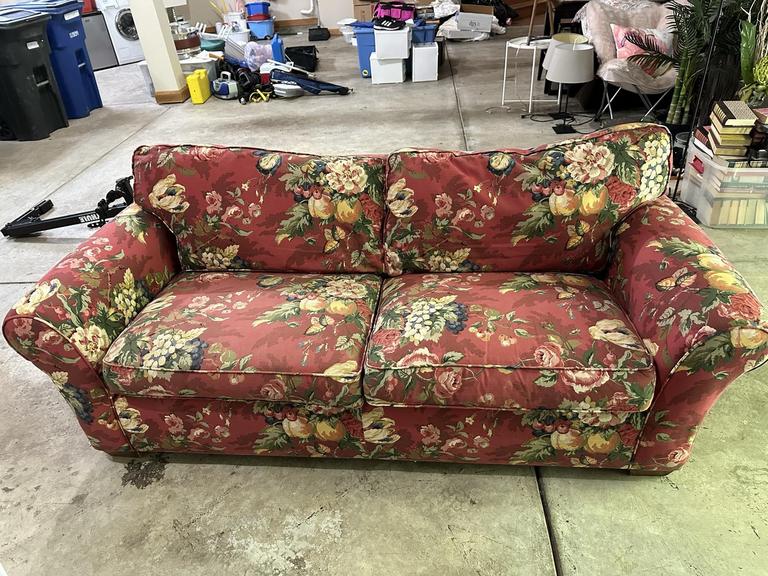 Auction Ohio Flexsteel sofafloral