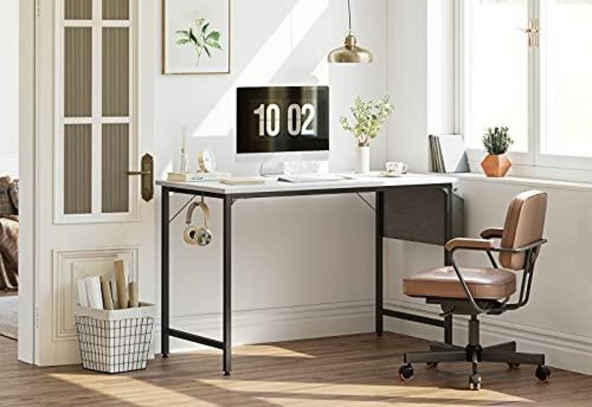 47'' WHITE COMPUTER DESK