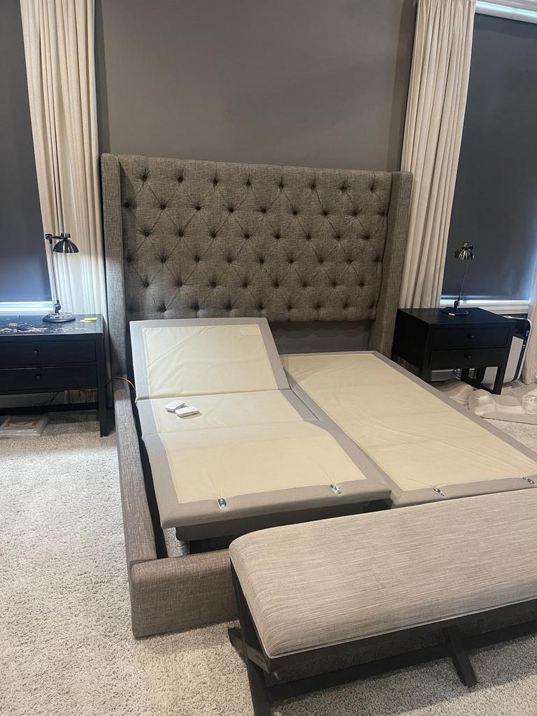 Auction Ohio Adjustable king bed base