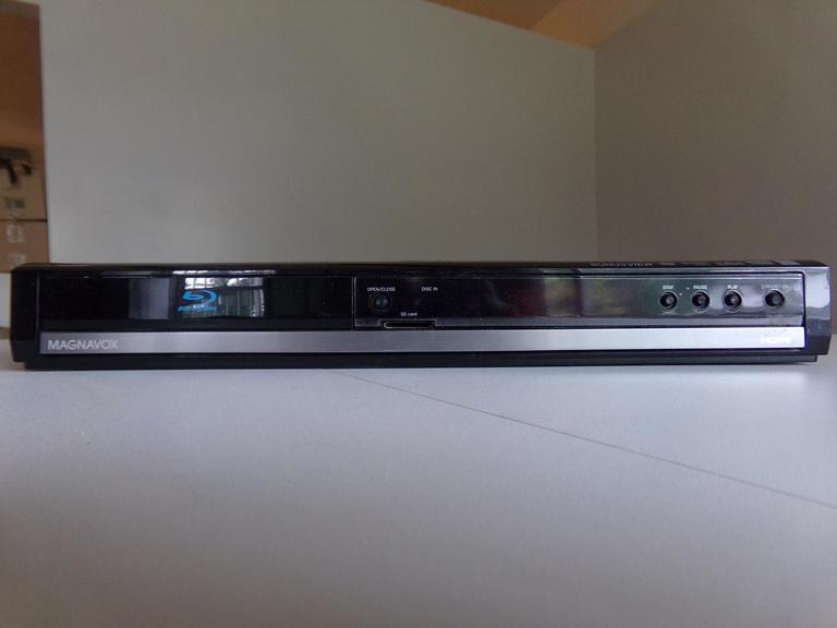 Auction Ohio Magnavox Bluray Player