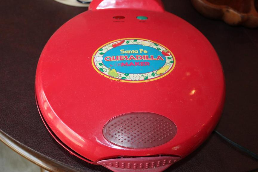 Auction Ohio Santa Fe Quesadilla Maker