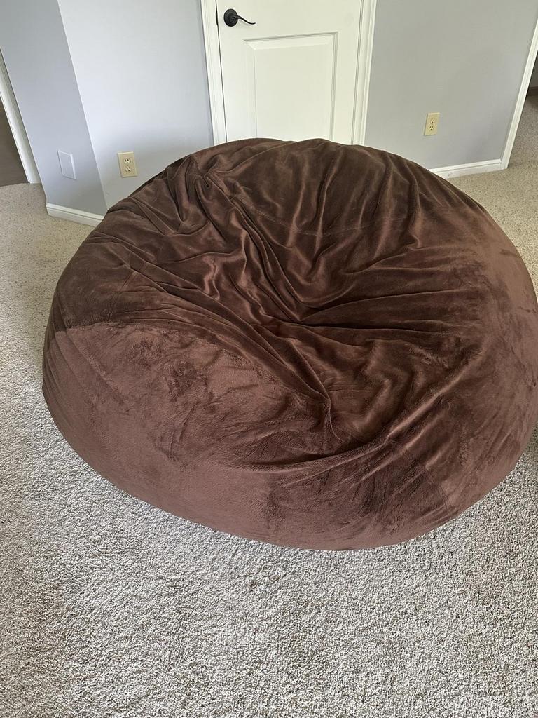 Auction Ohio Huge foam fill bean bag chair
