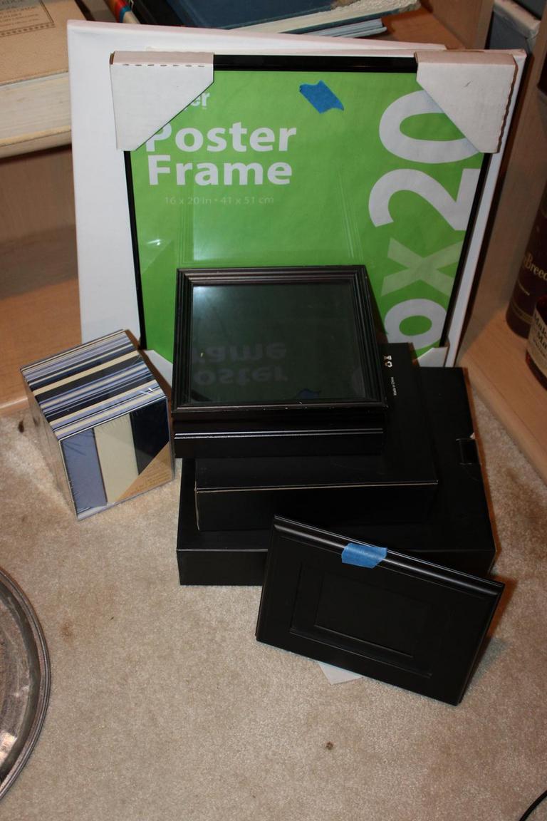 Auction Ohio Photo Frames & Boxes