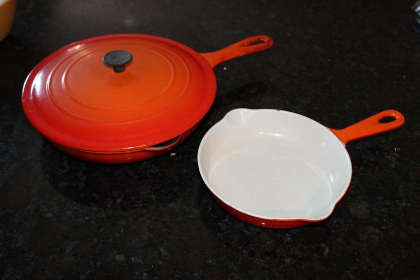 Auction Ohio Le Creuset Pans