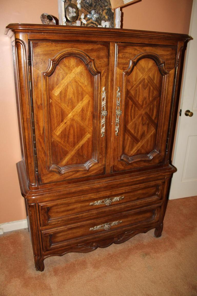 Auction Ohio Drexel Armoire