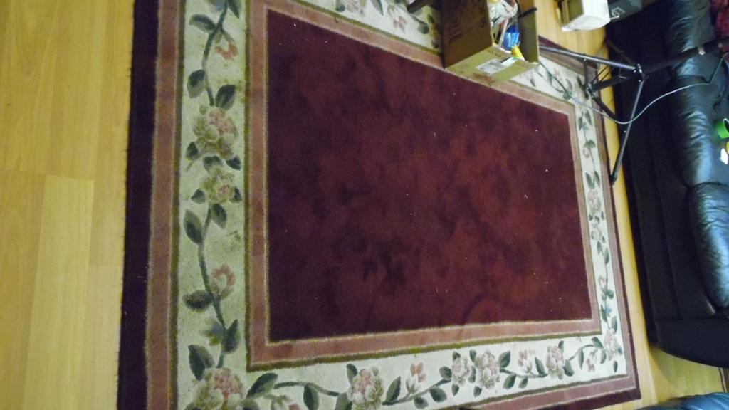 Auction Ohio Area Rug