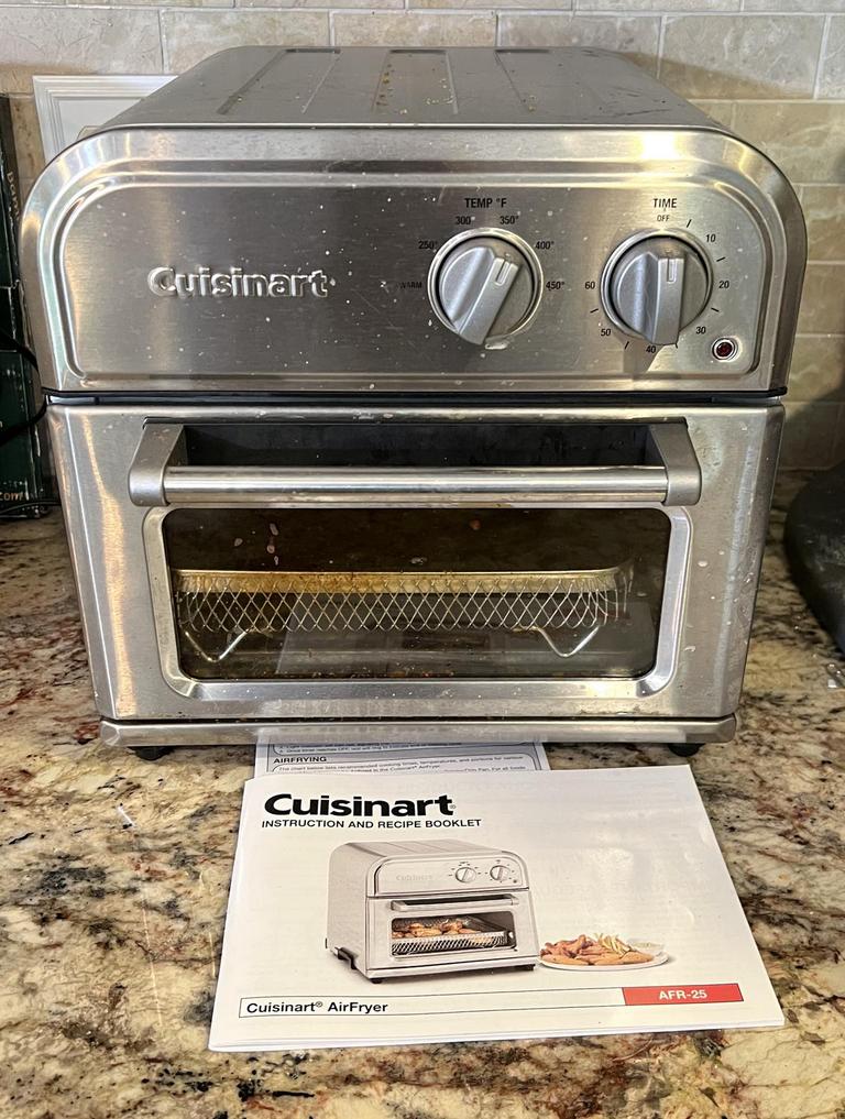 Auction Ohio Cuisinart Air Fryer