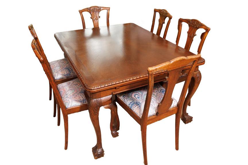 Auction Ohio Antique Dining Table Set
