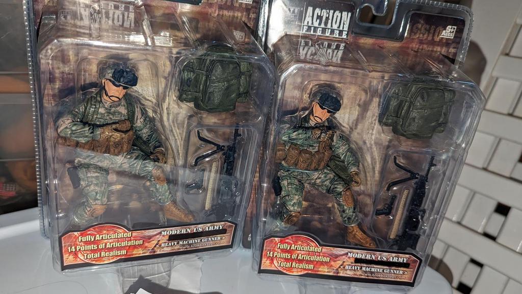 Auction Ohio Army action figures