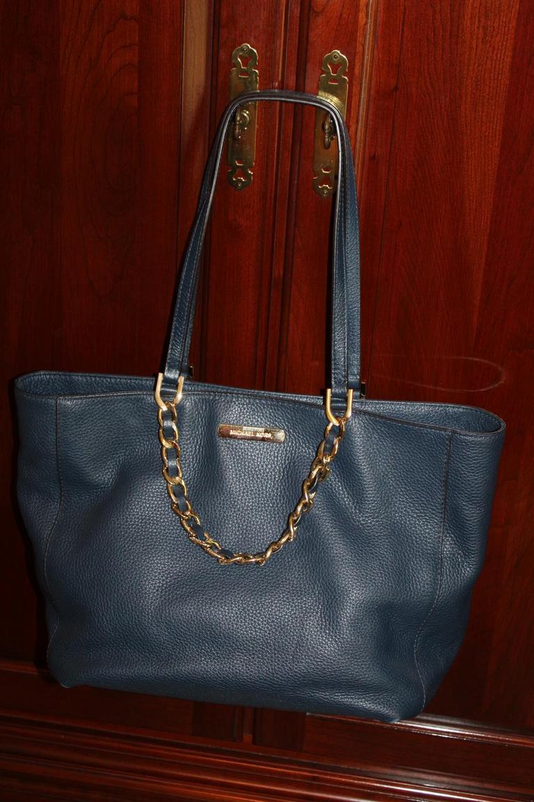 Michael kors outlet navy purse