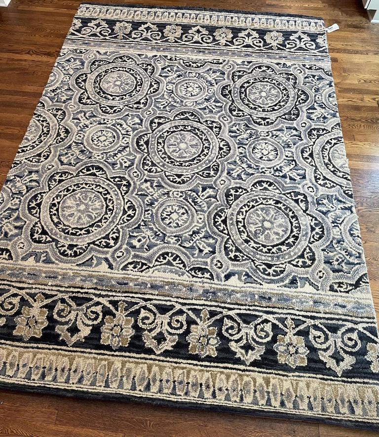 Auction Ohio Small Belfast Area Rug