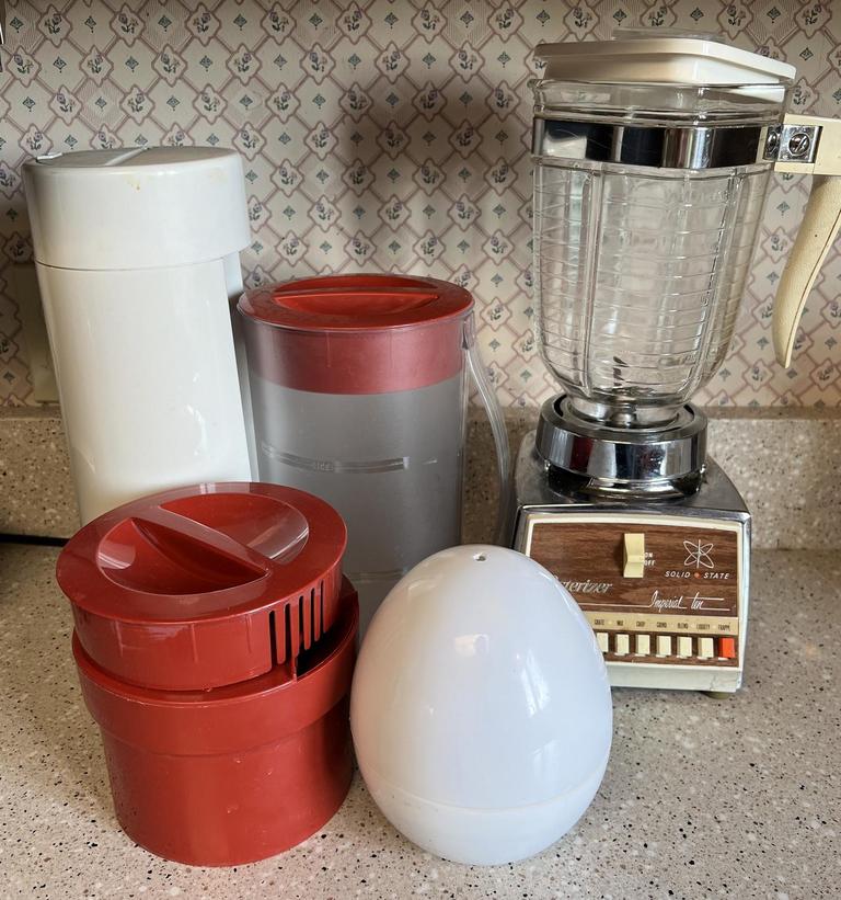 Auction Ohio Osterizer Blender & More