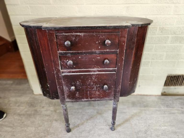 Auction Ohio Antique Sewing